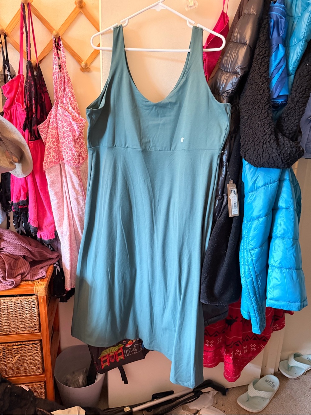 Eddie Bauer Green Scoop Neck Midi Tank Sport Dress